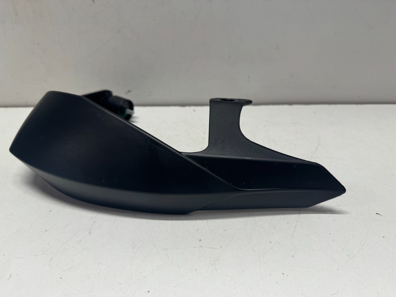 Right Hand Guard Moto Guzzi V85 TT 2020