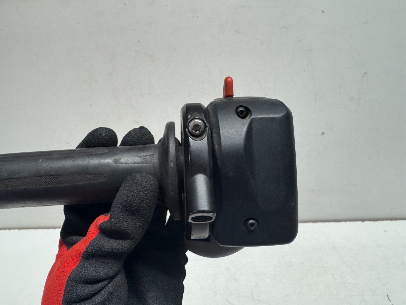 Right Switchgear BMW K1200S 2007