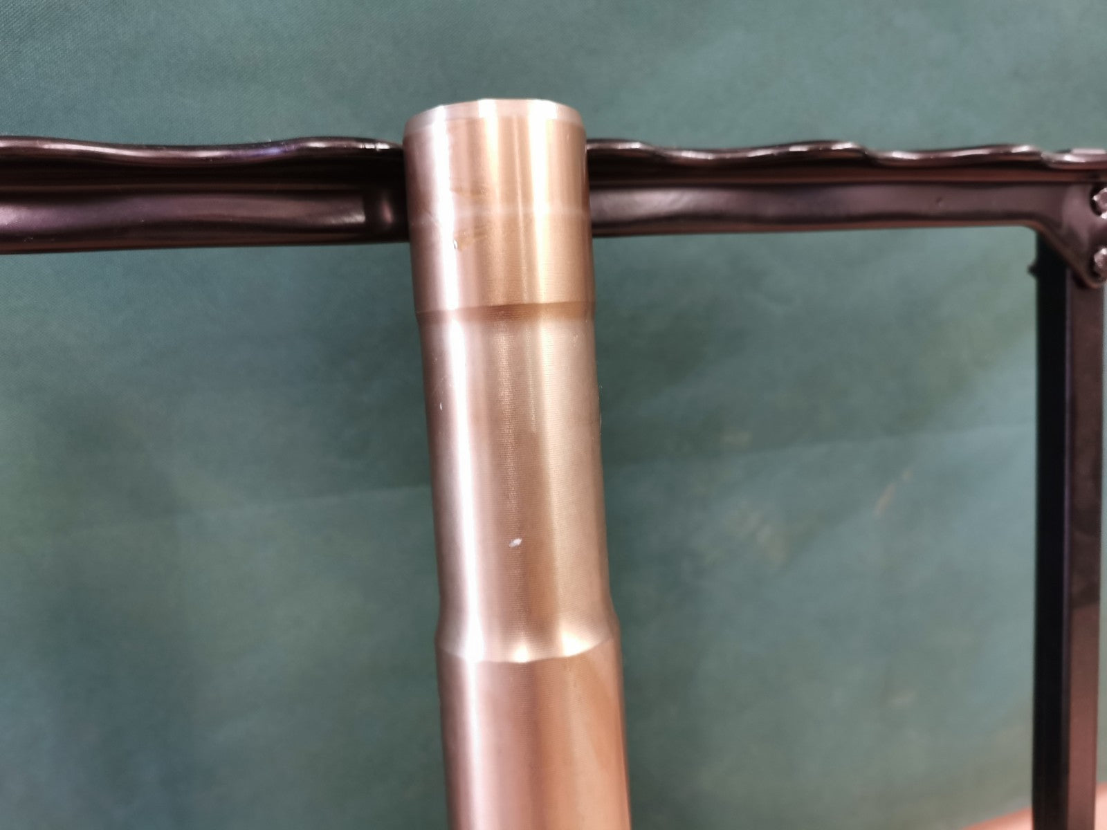 Front Suspension Fork Outer Tube Suzuki GSXR 600 750 2006 - 2007 K6 K7