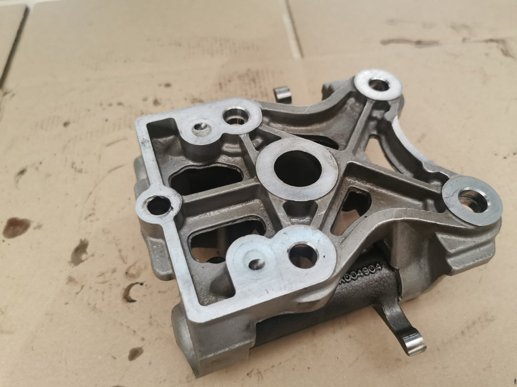 Right Cylinder Head Rocker Arm Assembly Moto Guzzi V85 TT 2020