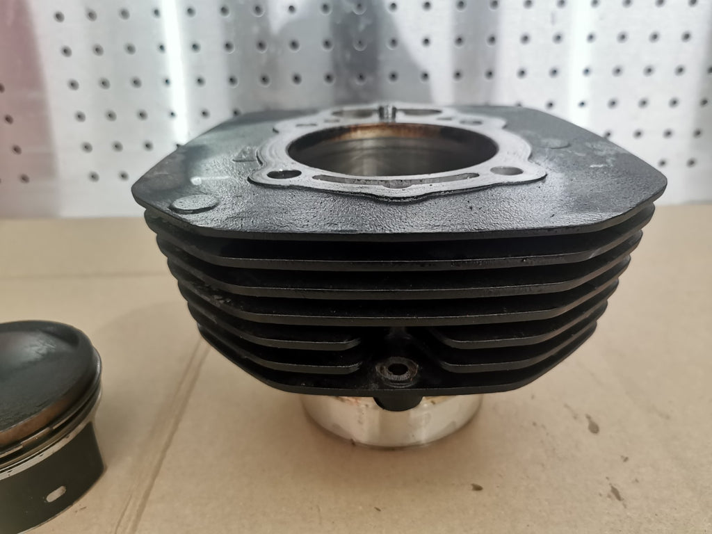 Left Cylinder Barrel & Piston Moto Guzzi V85 TT 2020