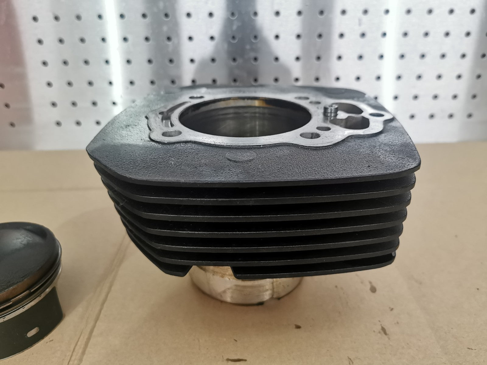 Left Cylinder Barrel & Piston Moto Guzzi V85 TT 2020