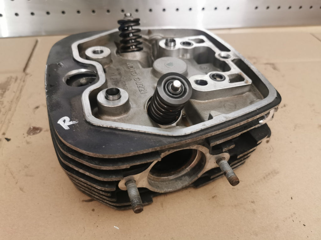 Right Cylinder Head Assembly Moto Guzzi V85 TT 2020 (please read)