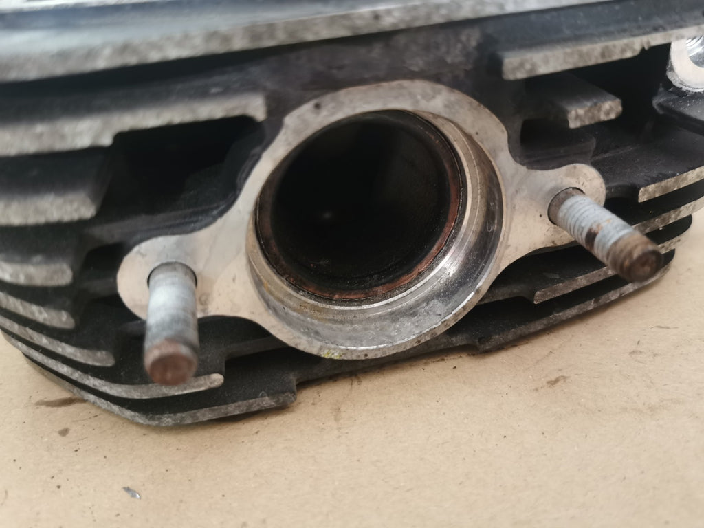 Right Cylinder Head Assembly Moto Guzzi V85 TT 2020 (please read)