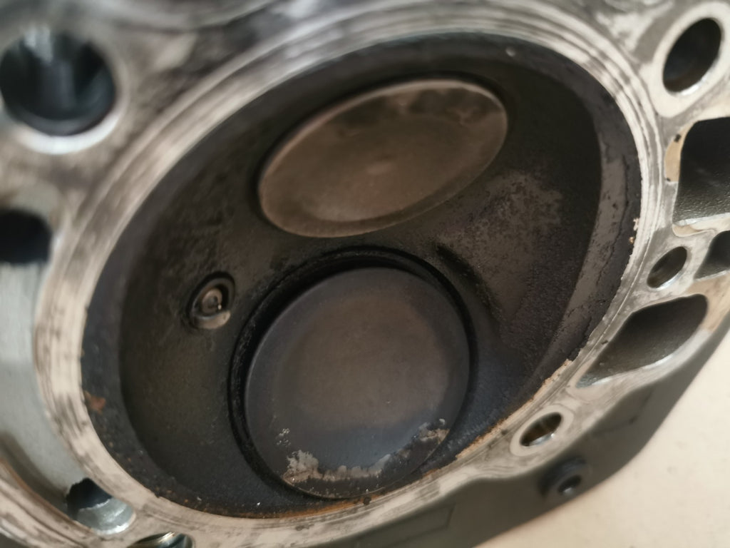 Right Cylinder Head Assembly Moto Guzzi V85 TT 2020 (please read)