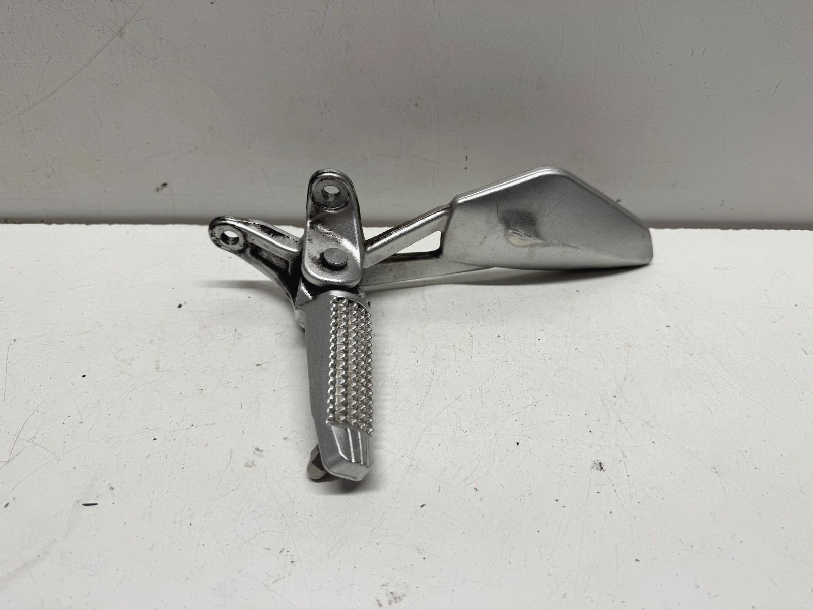 Front Left Foot Peg Hanger BMW K1200S 2007