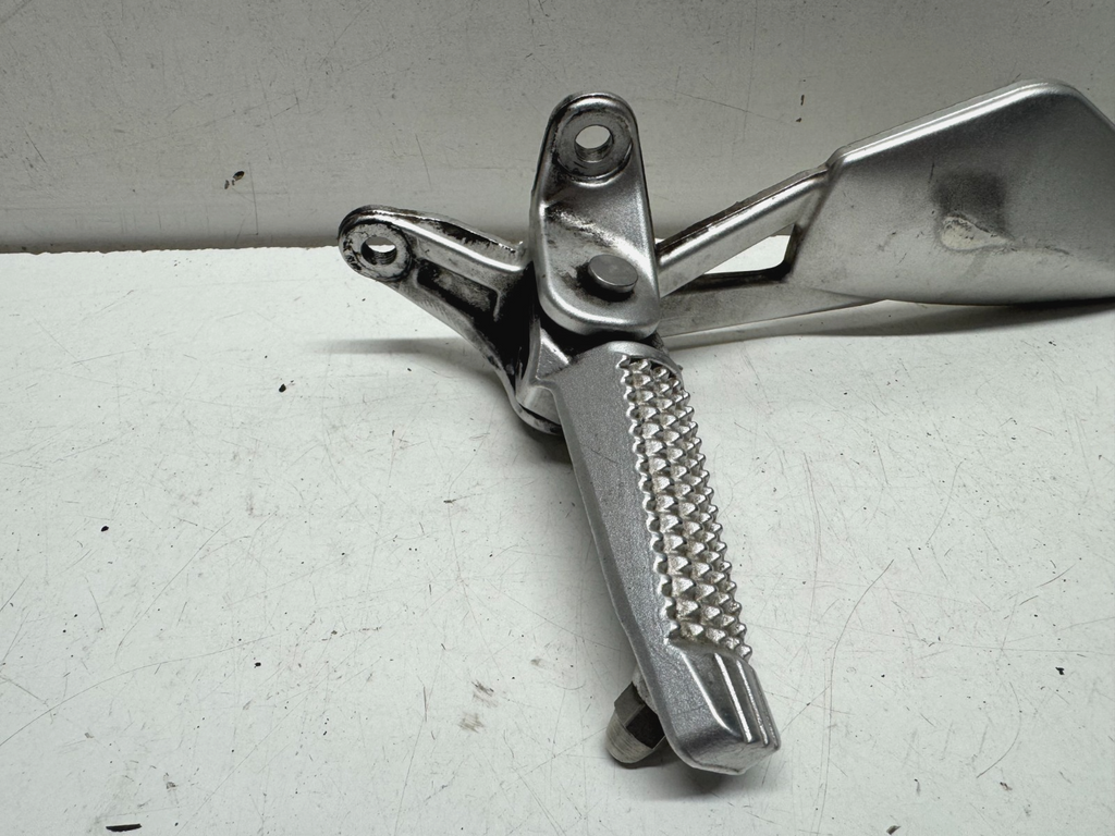 Front Left Foot Peg Hanger BMW K1200S 2007