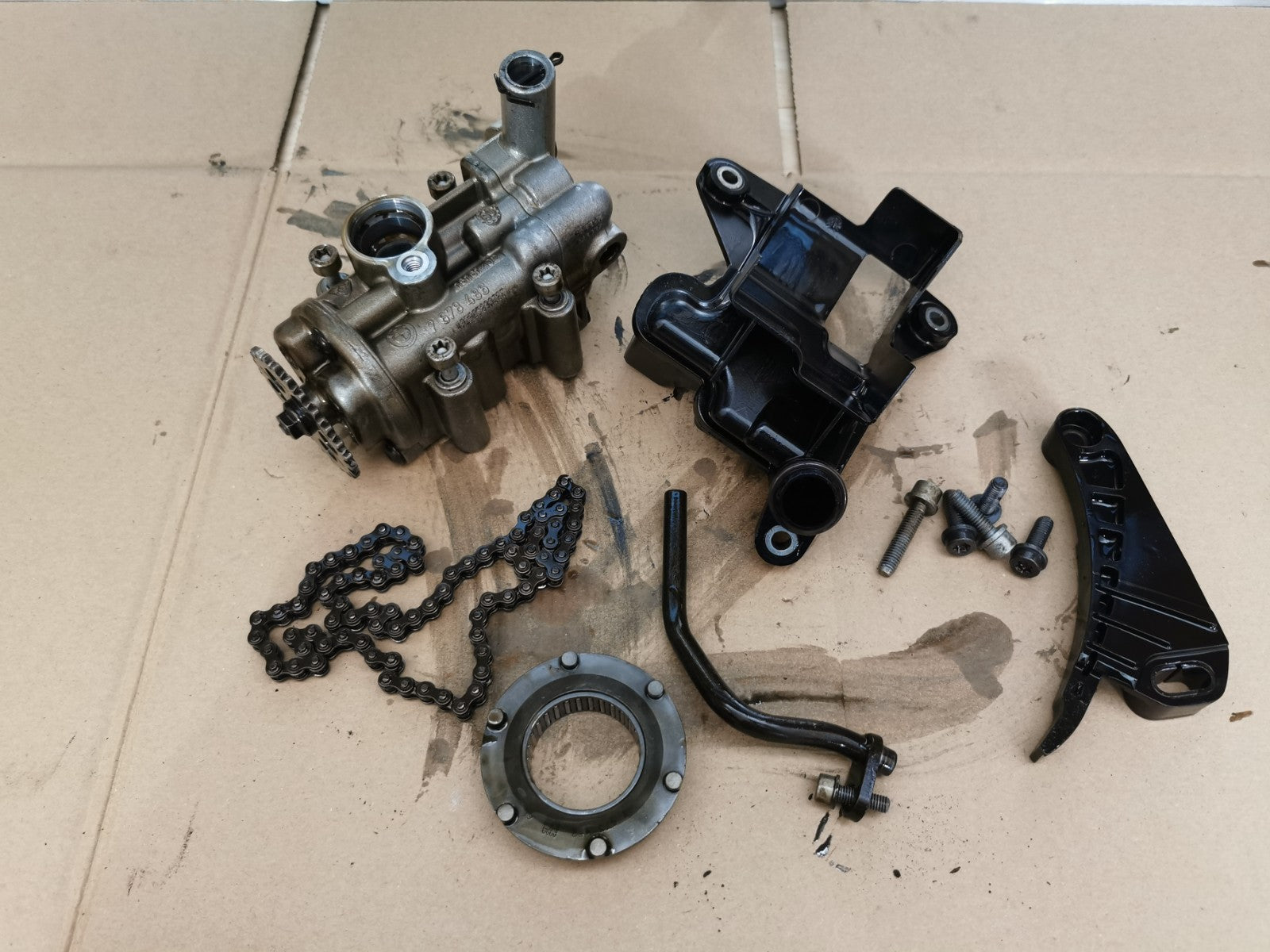 Oil Pump Assembly BMW K1200S 2006 - 2008