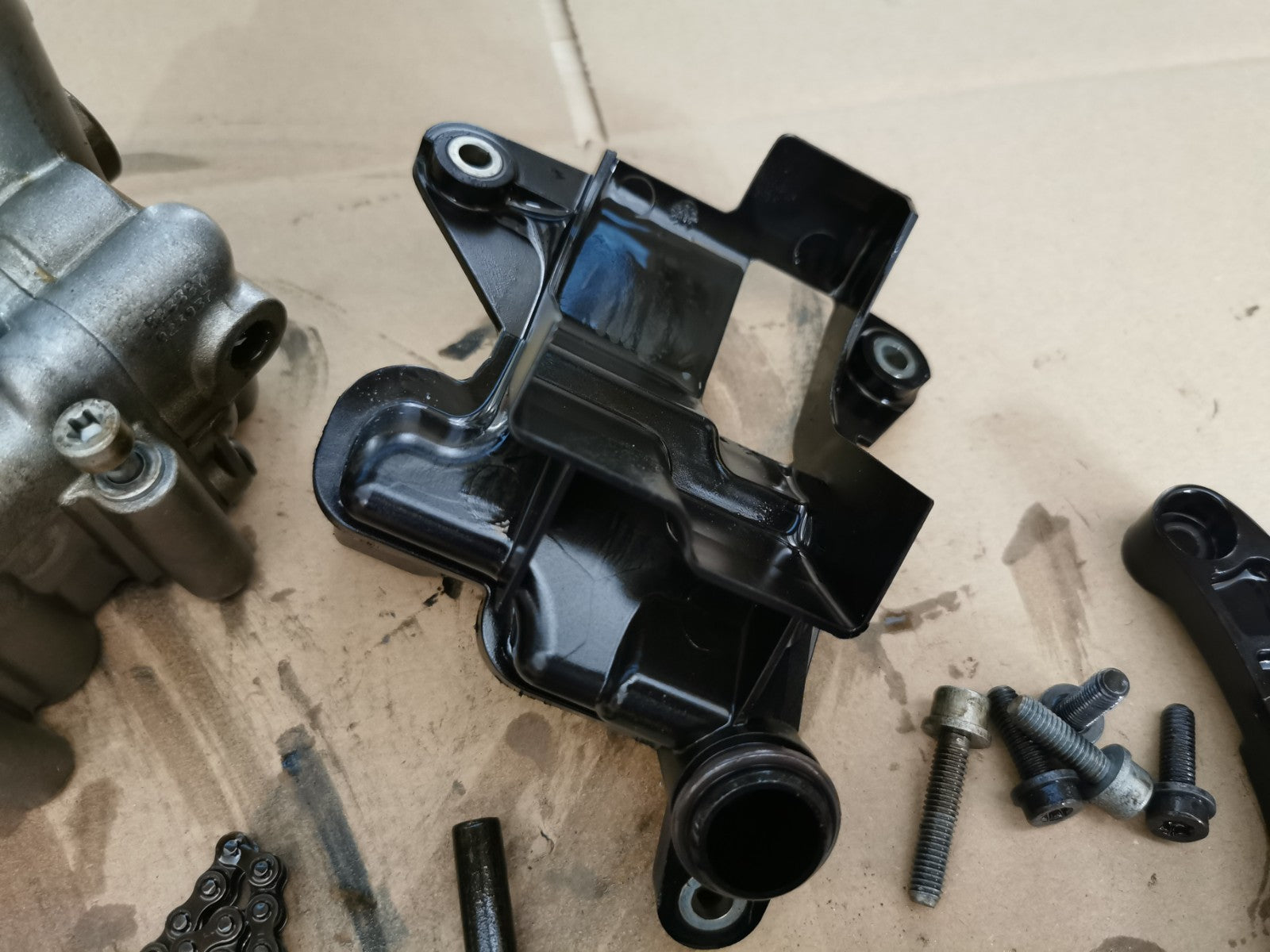 Oil Pump Assembly BMW K1200S 2006 - 2008