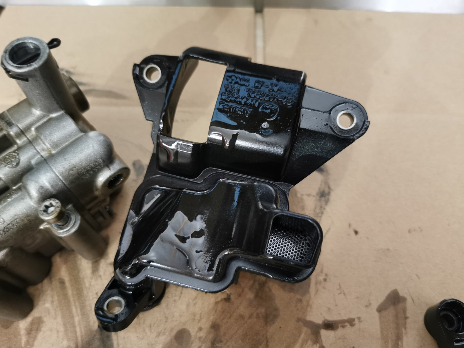 Oil Pump Assembly BMW K1200S 2006 - 2008
