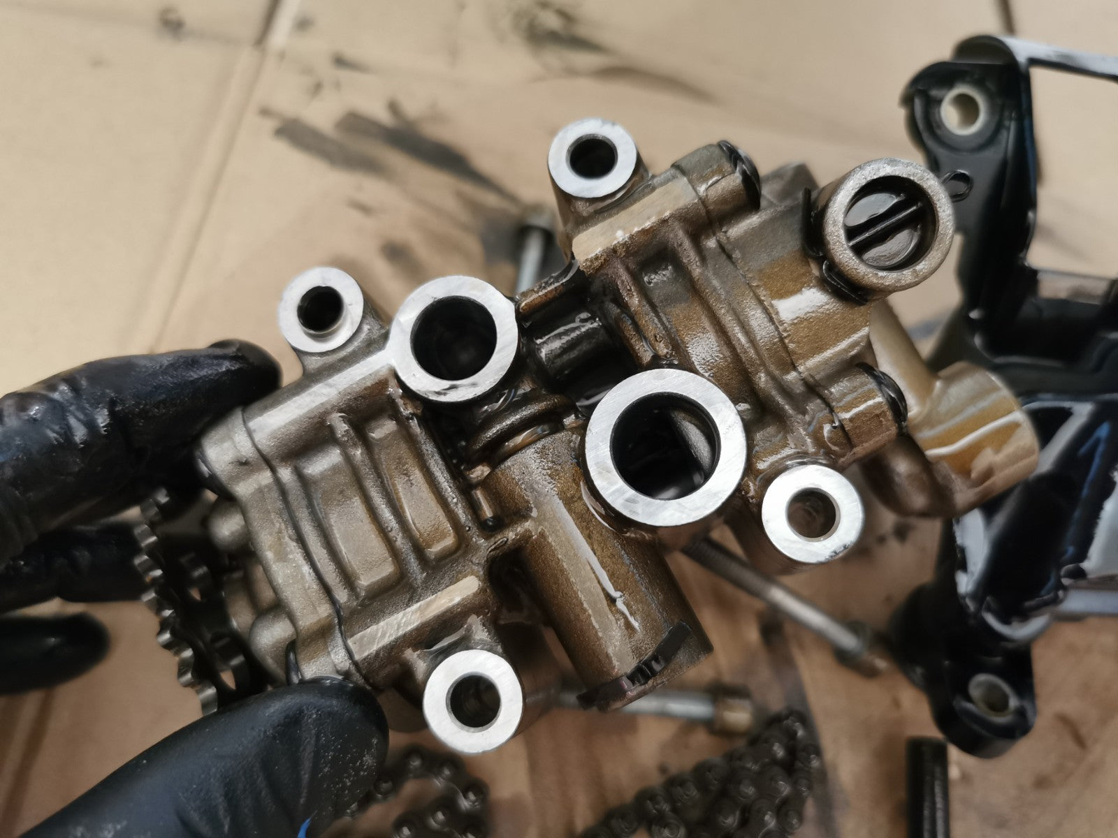 Oil Pump Assembly BMW K1200S 2006 - 2008