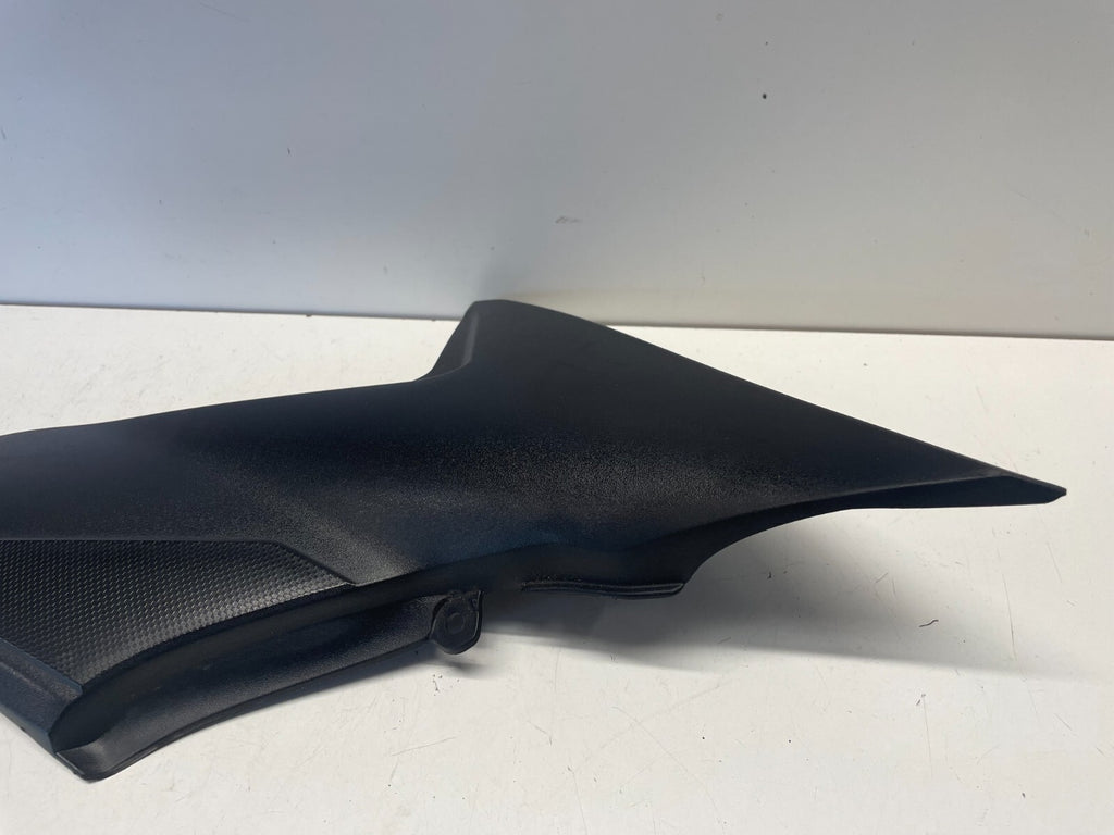 Right Side Tank Fairing Infill Cover Suzuki SV650 X 2018 - 2022