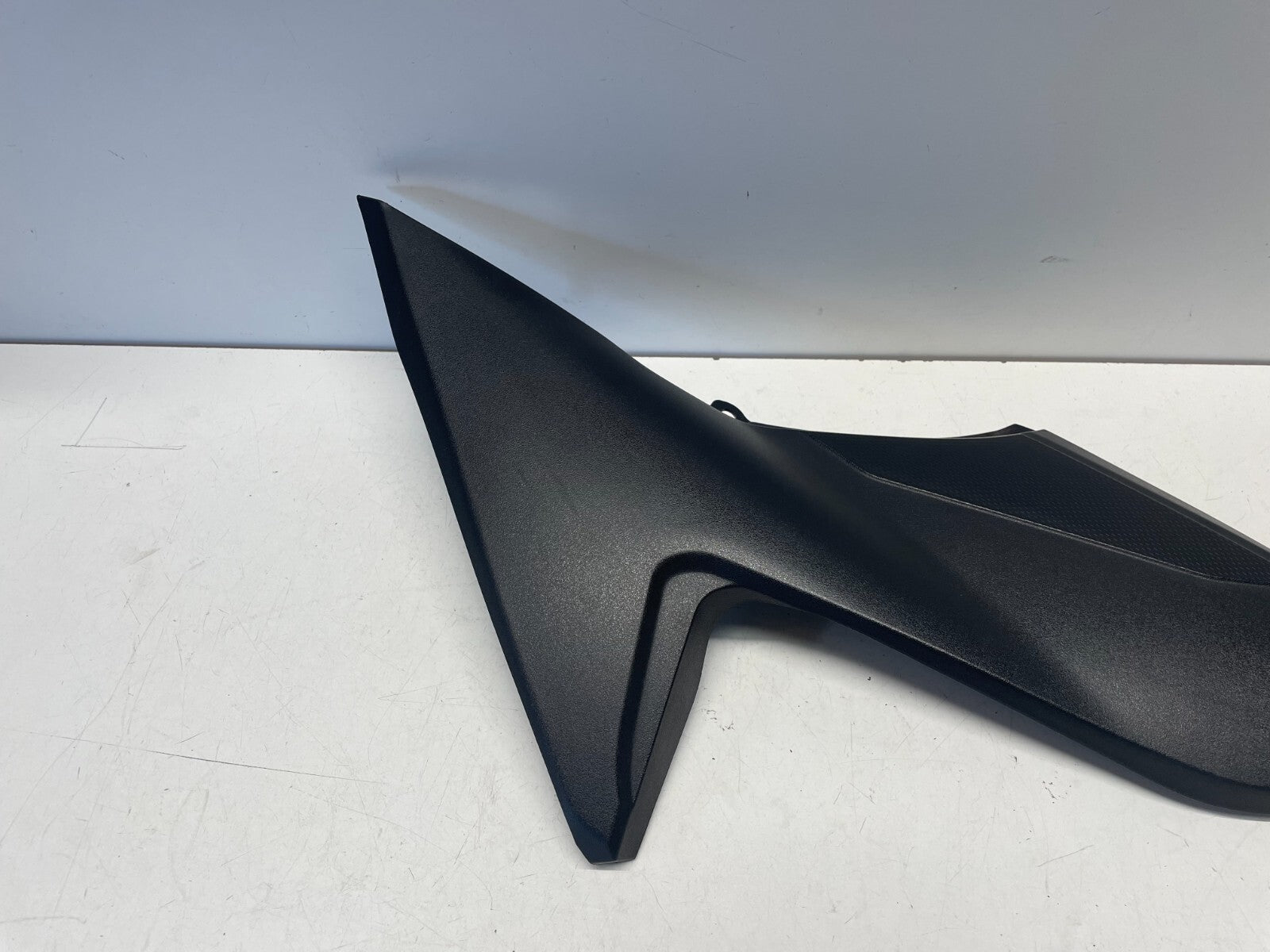 Right Side Tank Fairing Infill Cover Suzuki SV650 X 2018 - 2022
