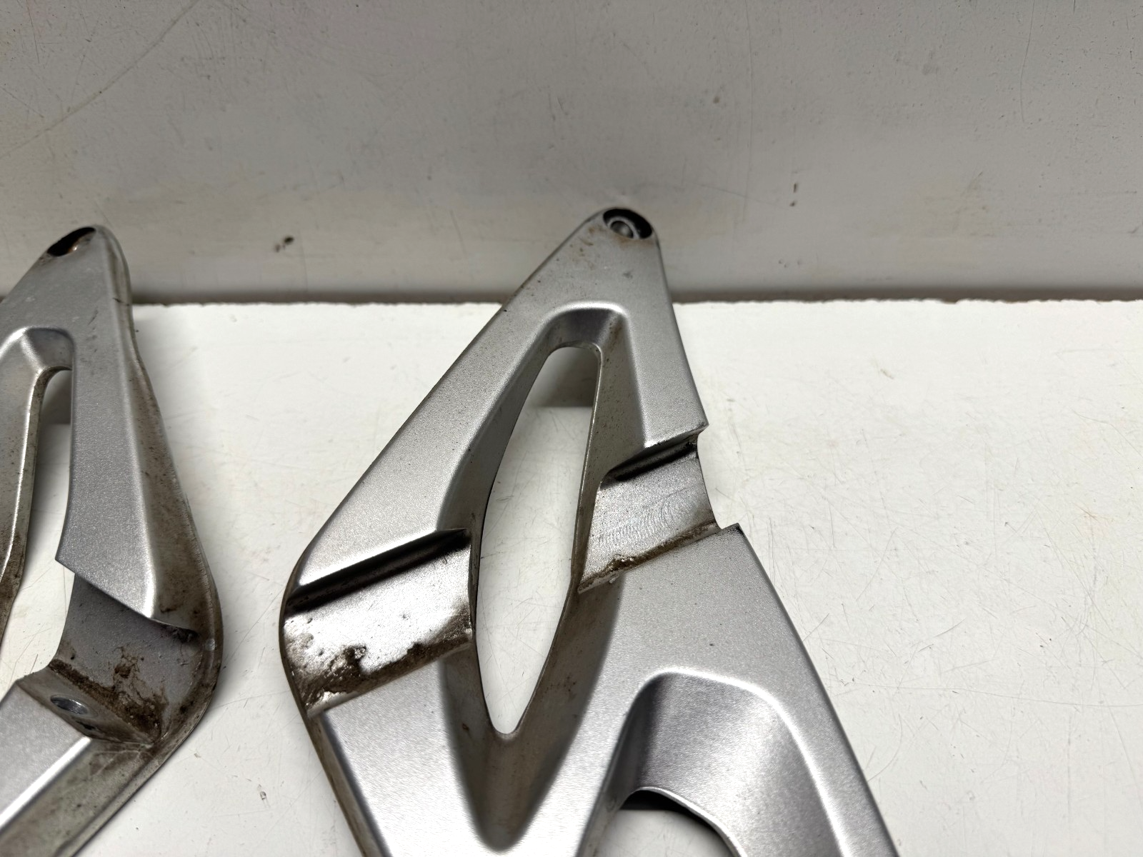 Rear Left & Right Foot Peg Hanger BMW K1200S 2007