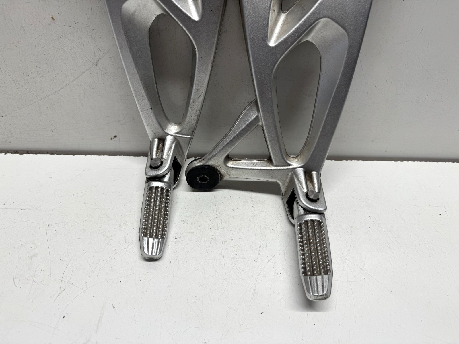 Rear Left & Right Foot Peg Hanger BMW K1200S 2007