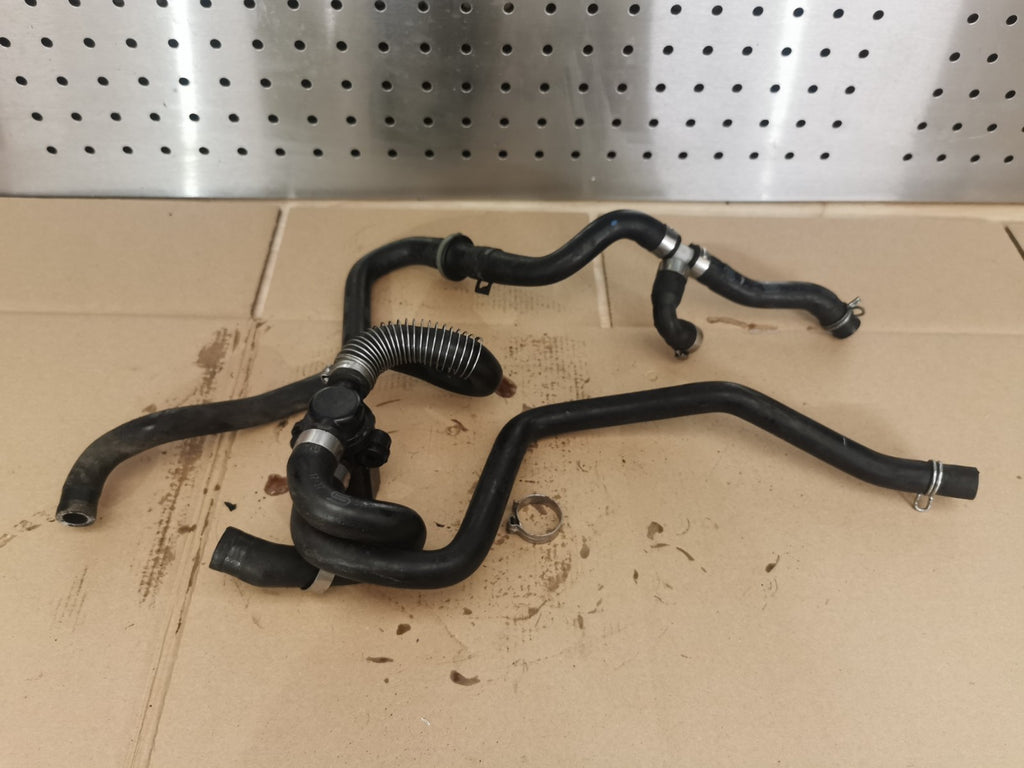 Engine Air Hoses Set Moto Guzzi V85 TT 2020