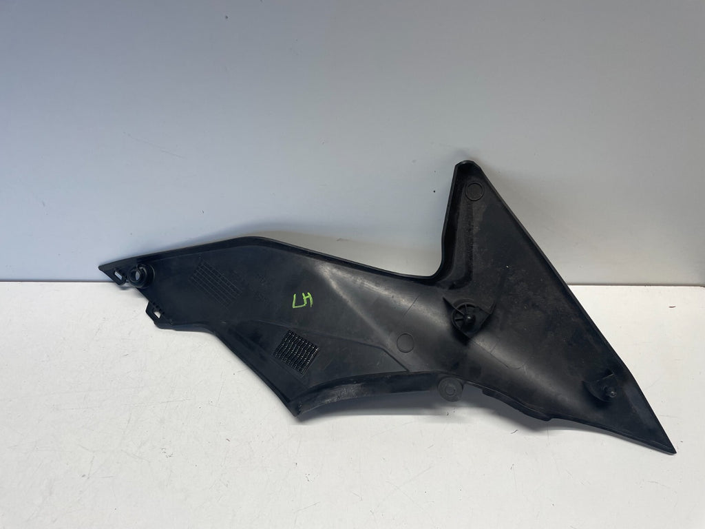 Left Side Tank Fairing Infill Cover Suzuki SV650 X 2018 - 2022