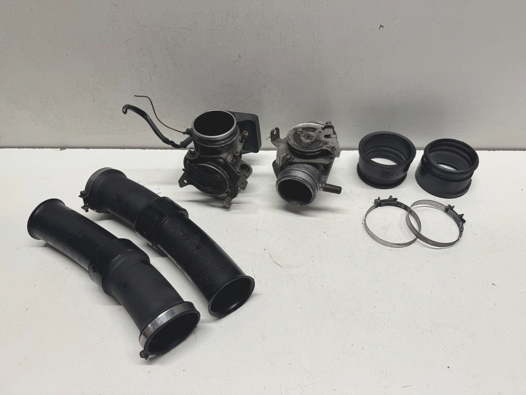 Throttle Bodies Air Intake Duct BMW R1150GS 2001