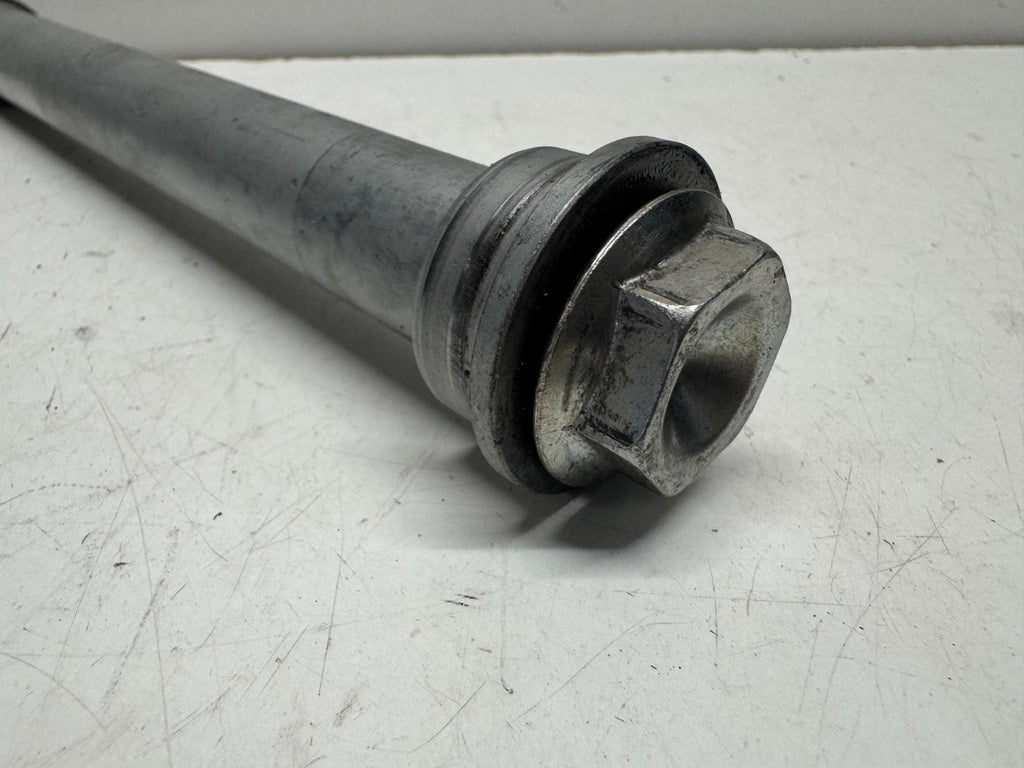 Front Wheel Spindle Honda CBR 600 RR PC37 2005 - 2006