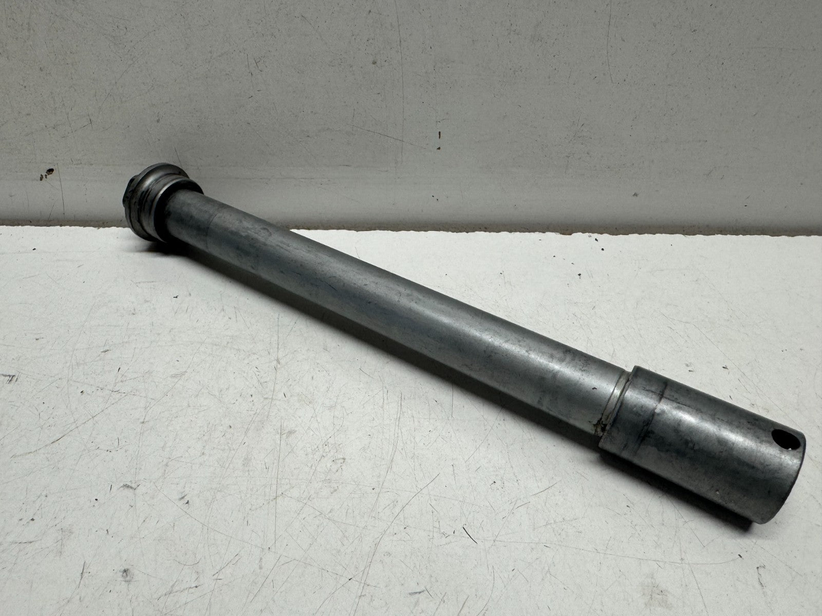 Front Wheel Spindle Honda CBR 600 RR PC37 2005 - 2006