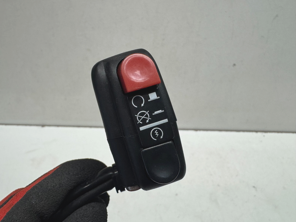 Right Switchgear MV Agusta F4 1000 2010 GEN 2