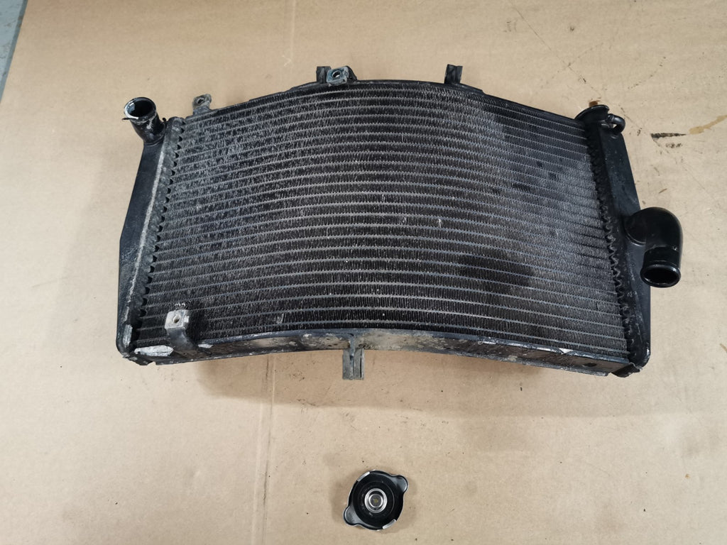 Water Radiator Honda CBR 600 RR PC37 2005 - 2006 (please read)
