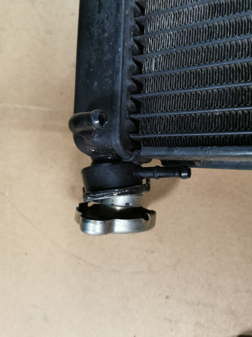 Water Radiator Honda CBR 600 RR PC37 2005 - 2006 (please read)