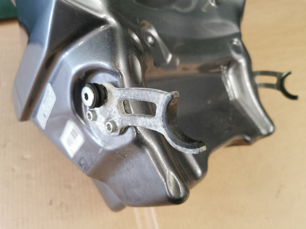 Fuel Tank in Grey MV Agusta F4 1000 2010 GEN 2