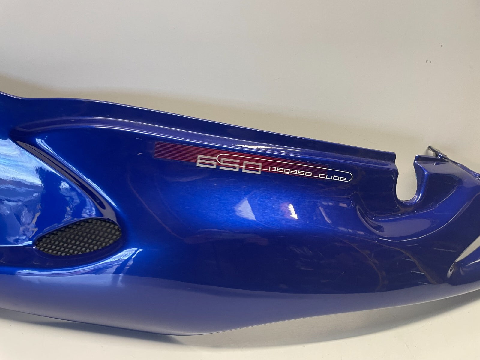 Left Side Panel Fairing Aprilia Pegaso 650 1999 - 2000