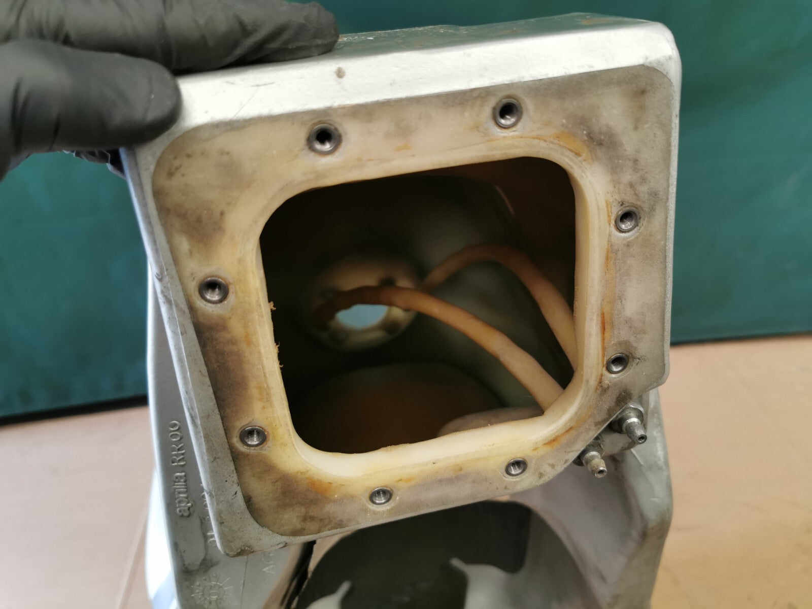 OEM Fuel Tank in Silver Aprilia RSV 1000 R Factory 2006