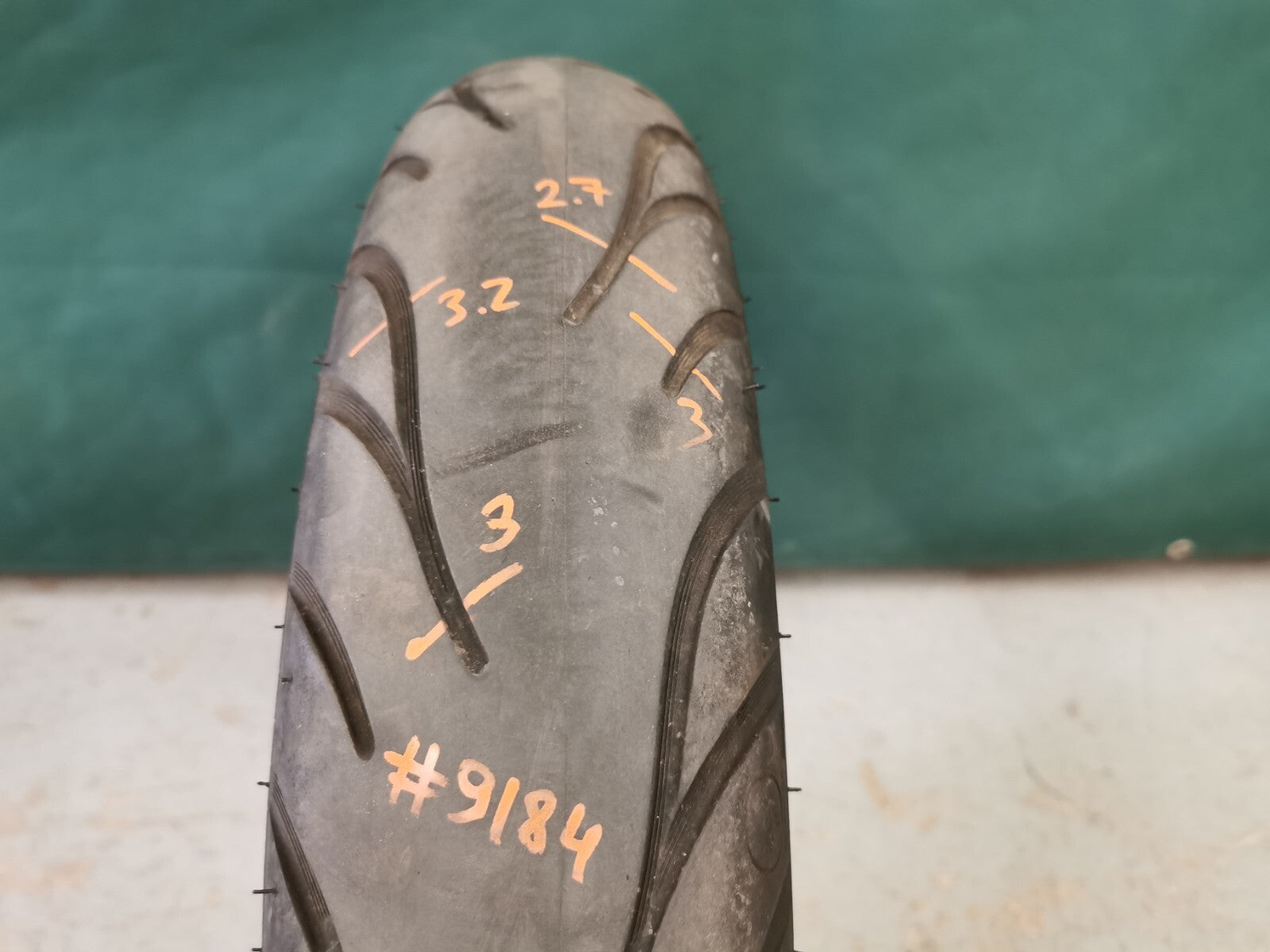 Front Motorcycle Tyre Michelin Commander 3 Cruiser 130/90 B16 #9184