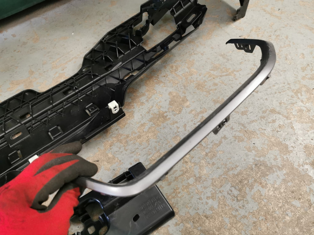 BMW I4 Edrive40 M SPORT REAR BUMPER  in Black 2025 	Hatchback GENUINE