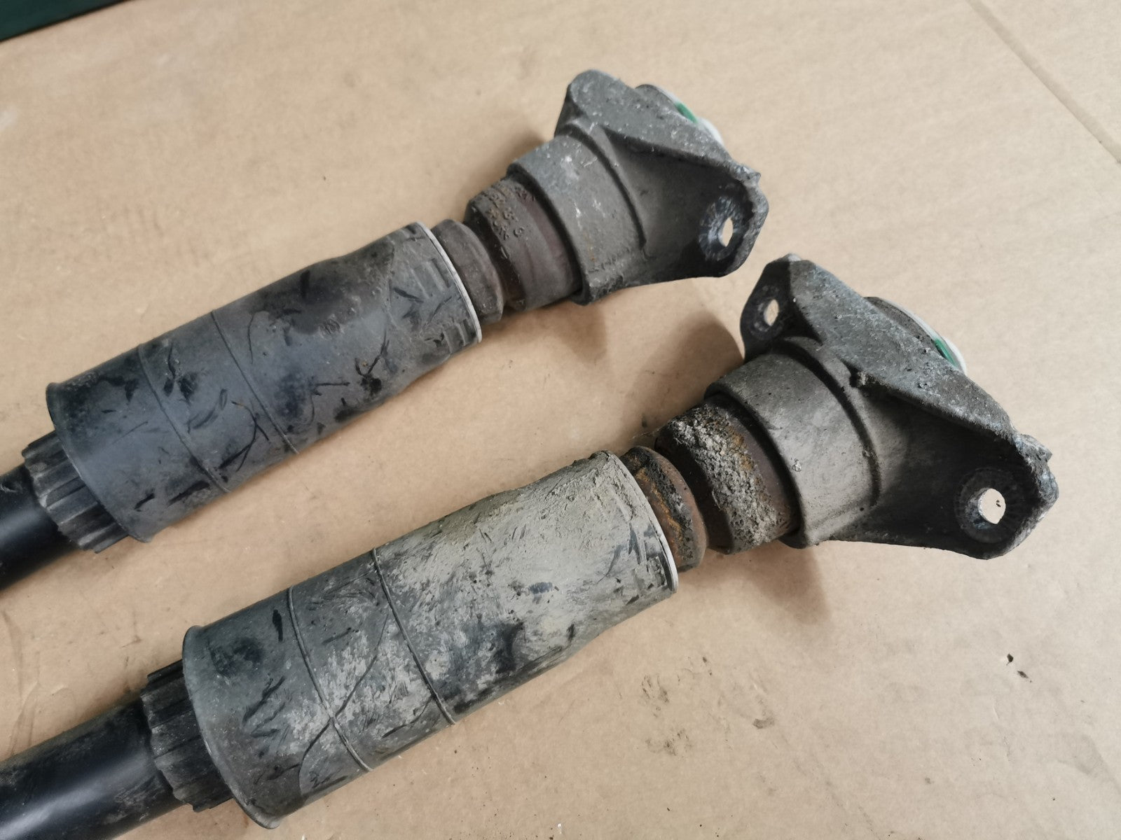 Audi S4 3.0 TFSI B9 2018 Rear Shock Absorbers Pair 8w6513028L