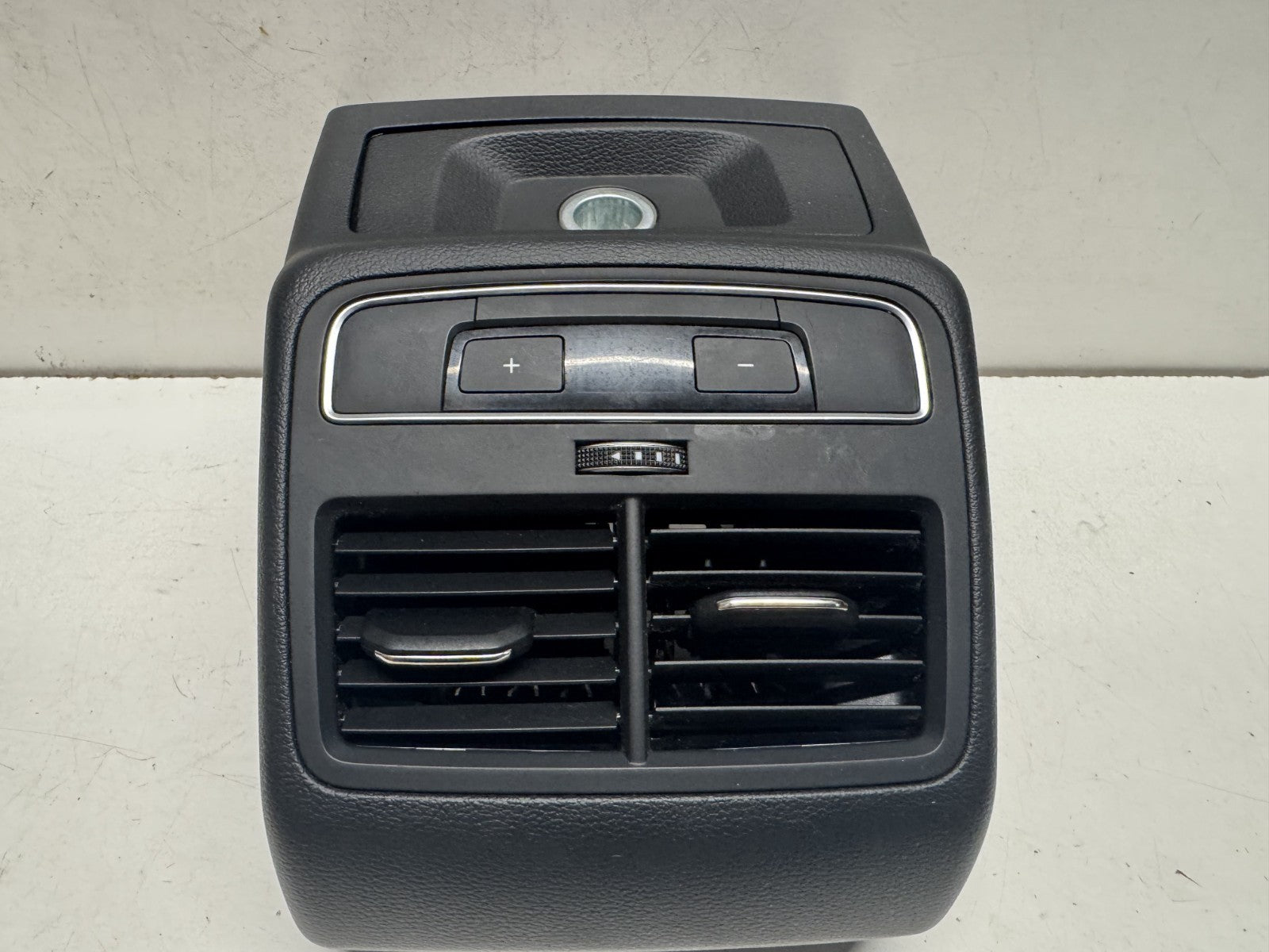 AUDI S4 A4 Climate Control Panel Rear Air Vent 8W0863324