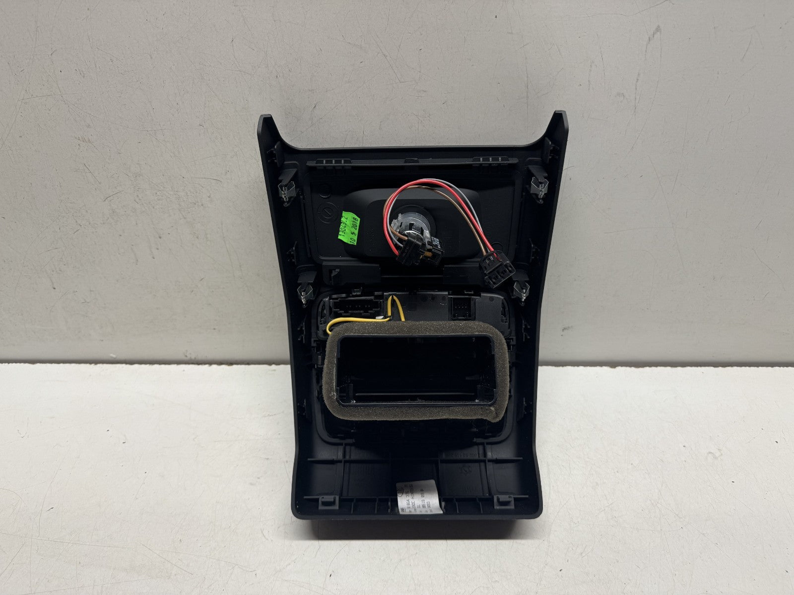 AUDI S4 A4 Climate Control Panel Rear Air Vent 8W0863324