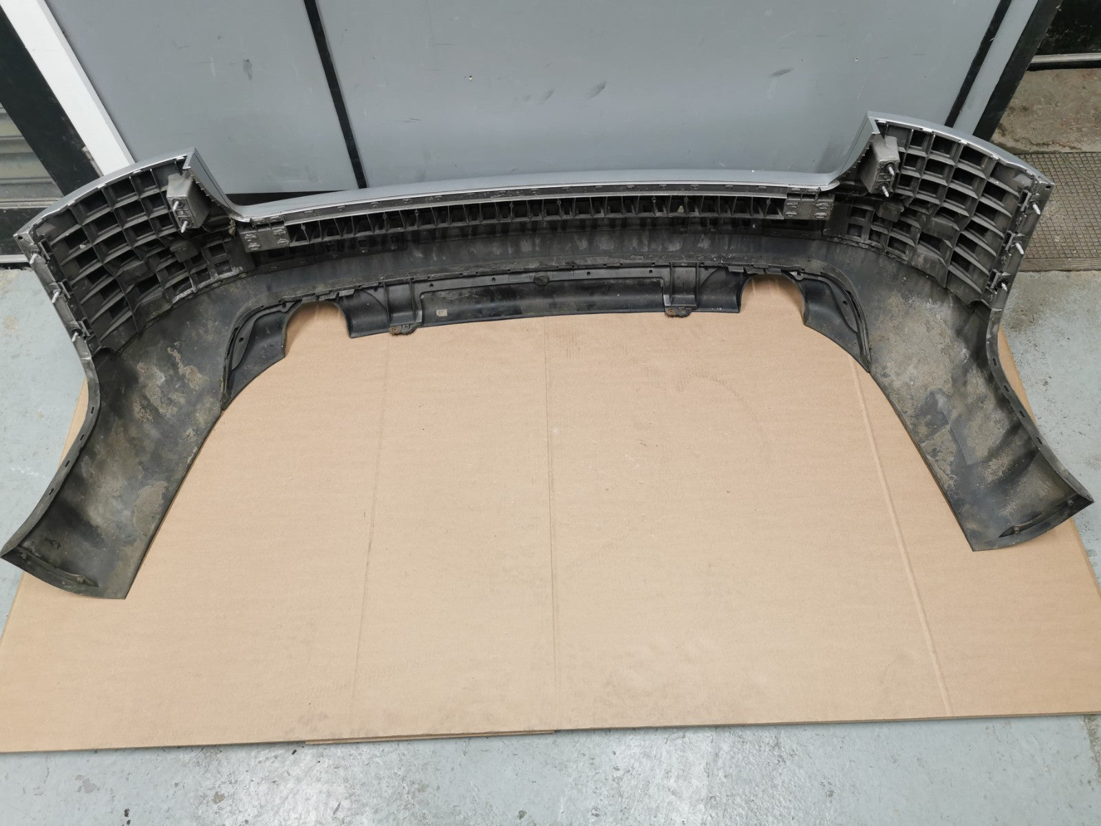 AUDI A6 C5 REAR BUMPER Silver Twin Exhaust