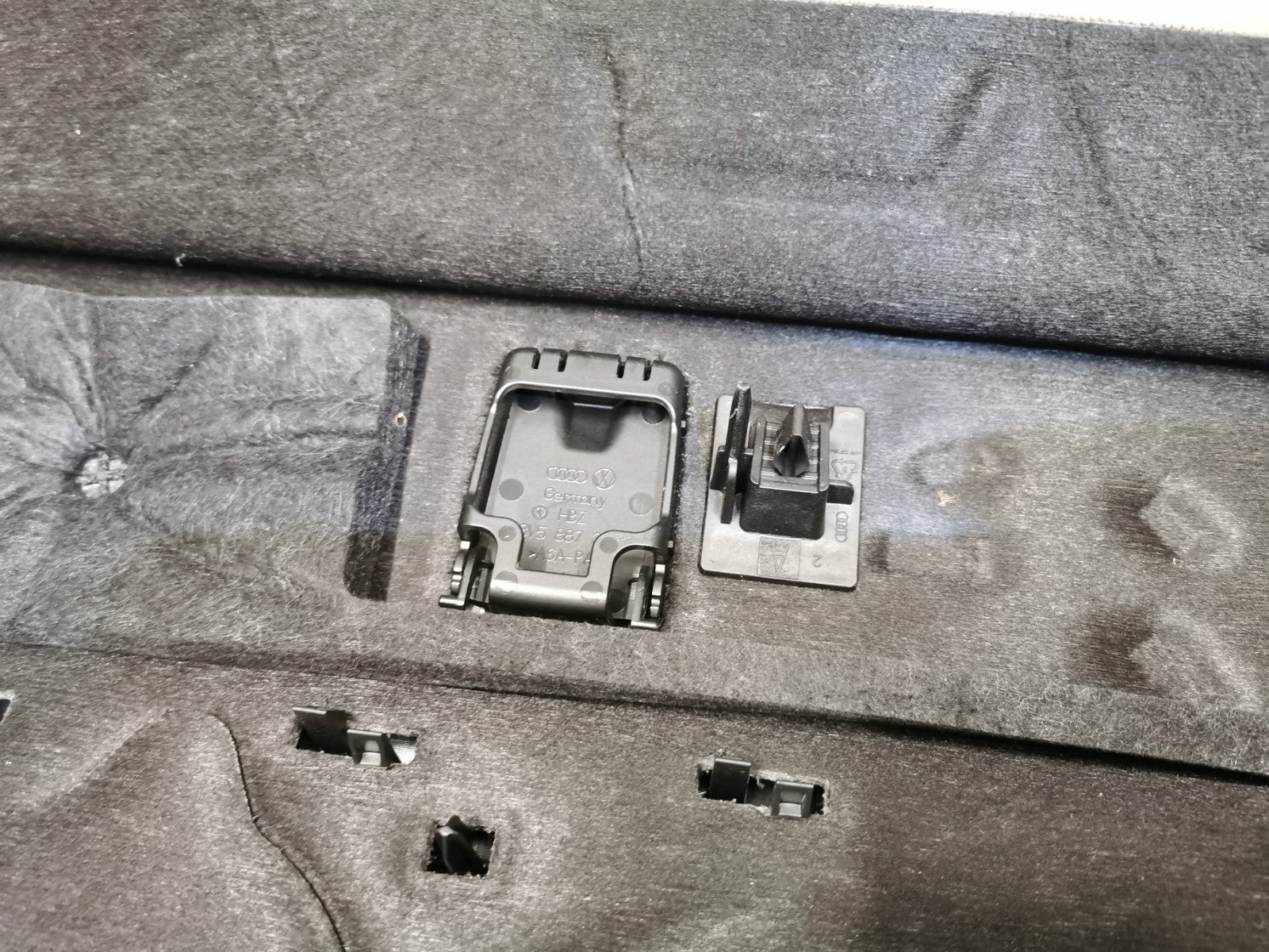 AUDI A4 S4 PARCEL SHELF Speaker  DECK 2018 B9 Saloon