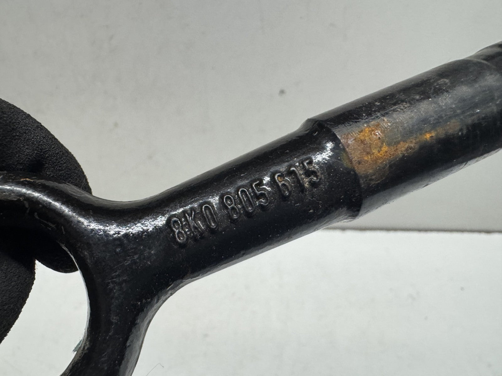GENUINE AUDI A5 A4 S4 TOW EYE SCREW 8K0805615