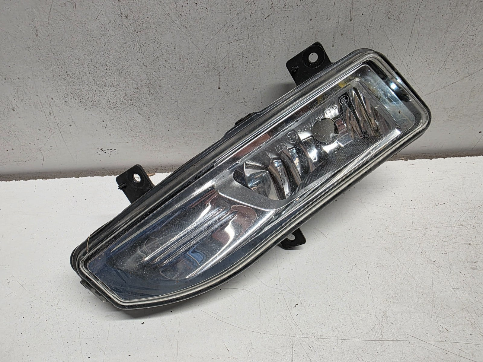 Genuine Nissan Qashqai X-Trail Micra & Leaf 17on LH NS Front Foglamp 26155-8995a