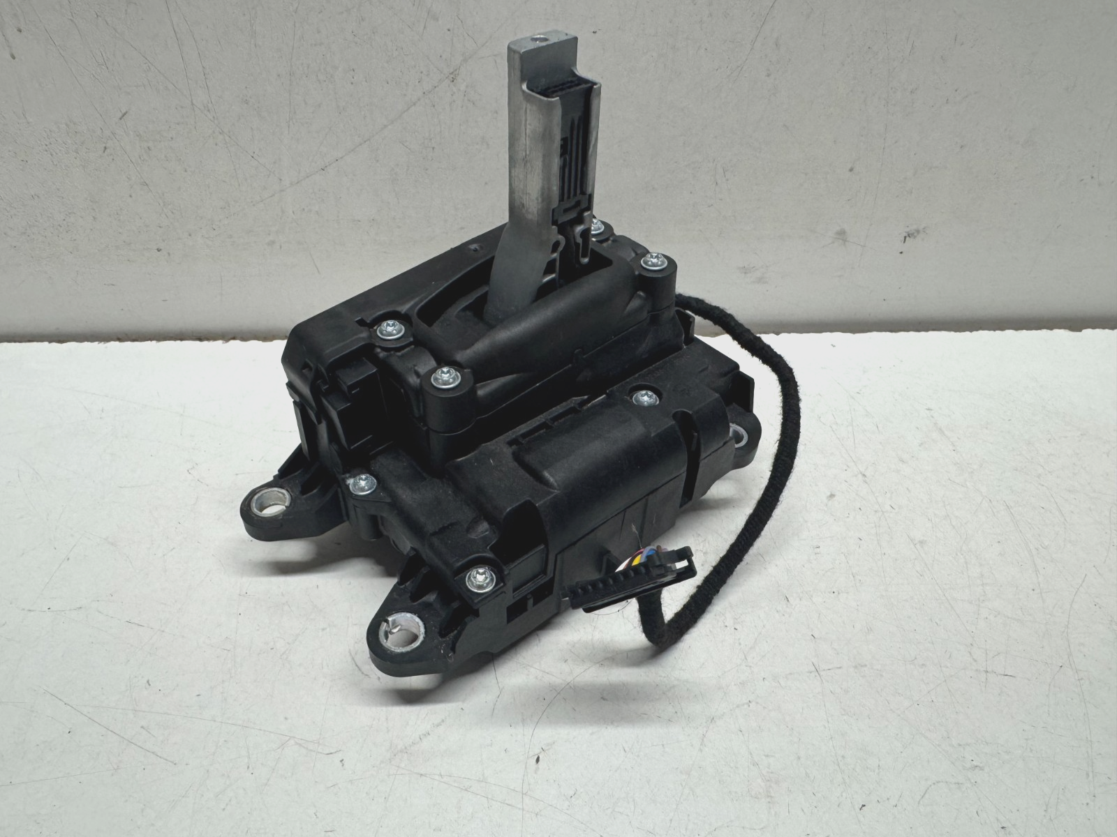 Audi A4 S4 B9 Automatic Gear Selector Gearshift Lever Mechanism 8W2713041F