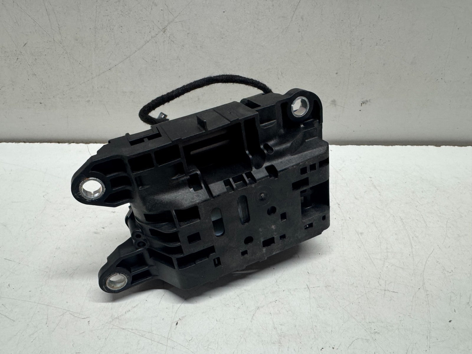 Audi A4 S4 B9 Automatic Gear Selector Gearshift Lever Mechanism 8W2713041F