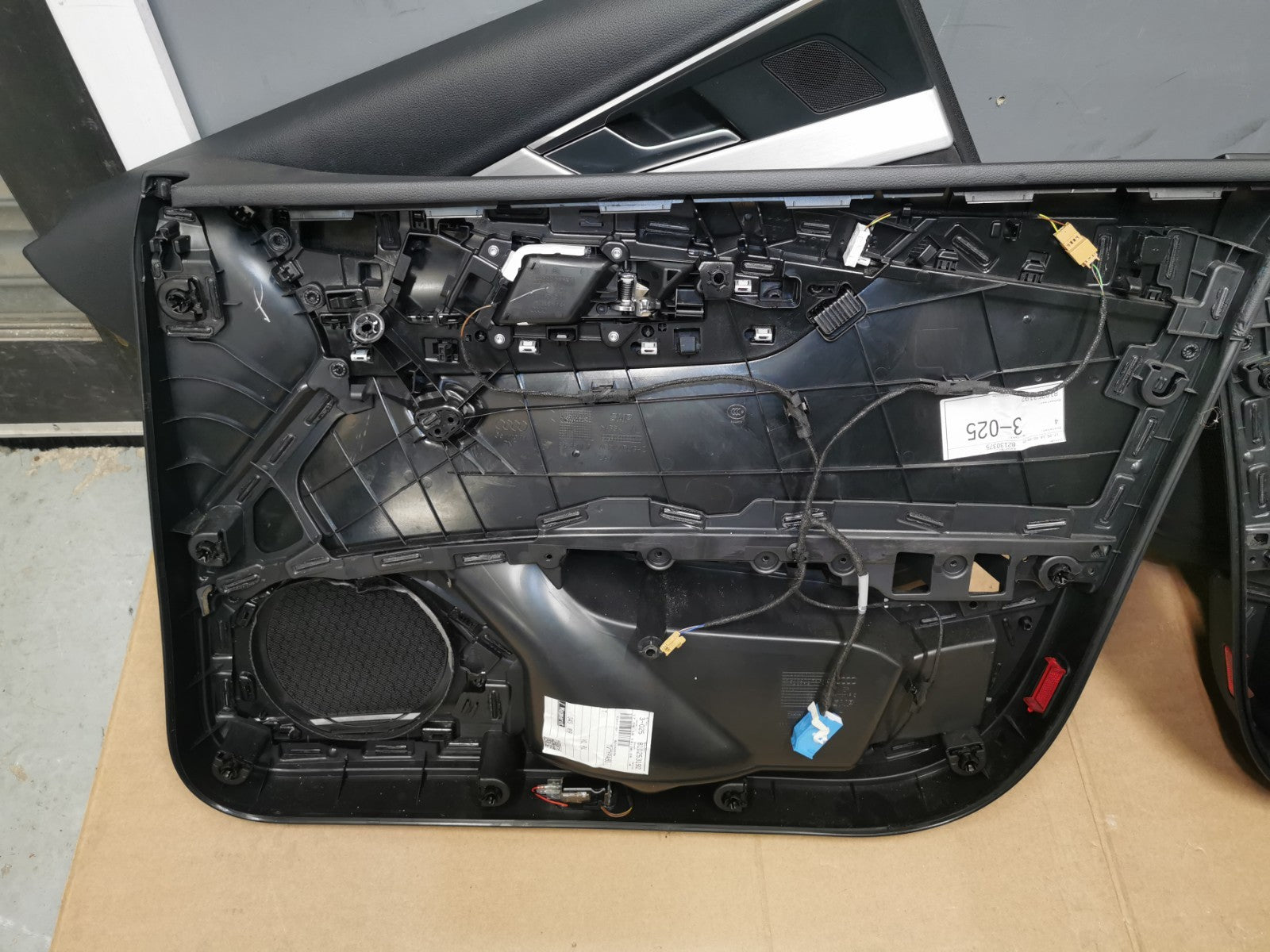 AUDI A4 S4 B9 Set of Door Cards Black
