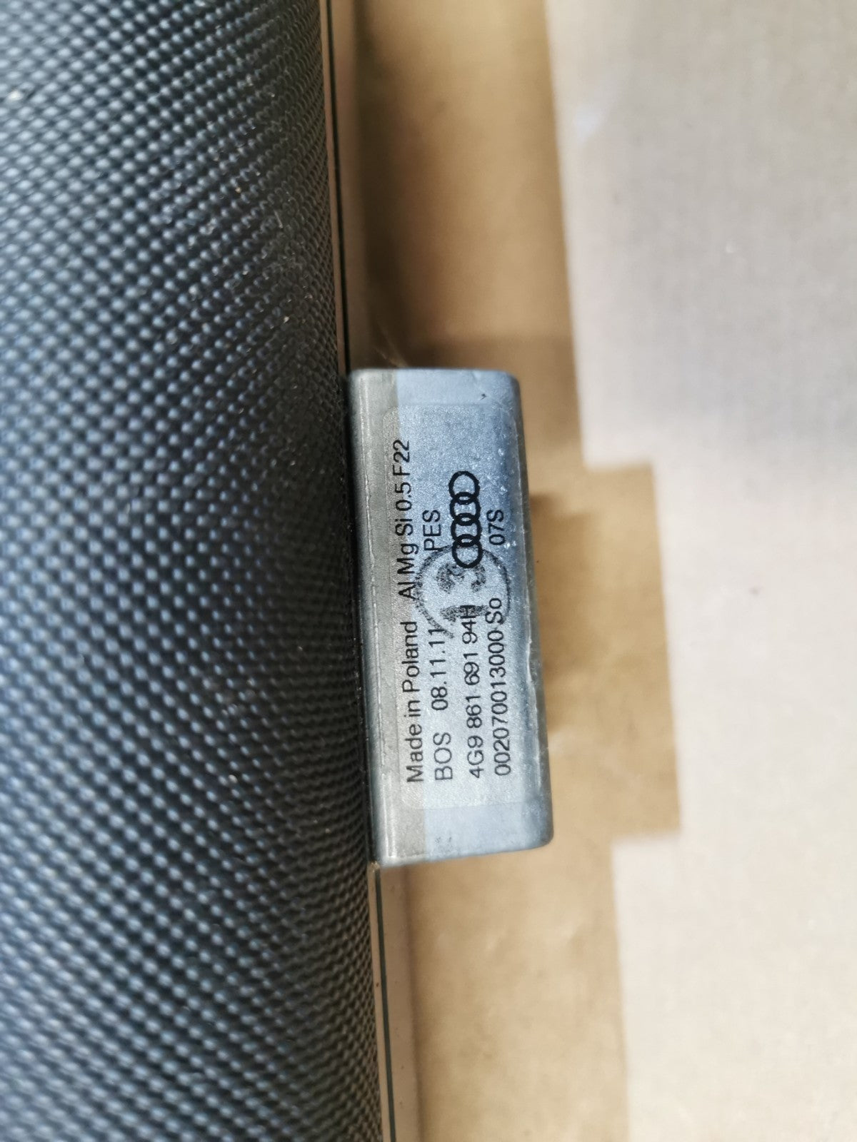 AUDI A6 S6 RS6 C7 Net cover dog guard  5 DOOR ESTATE. 4G9 861 691 A 94H Black