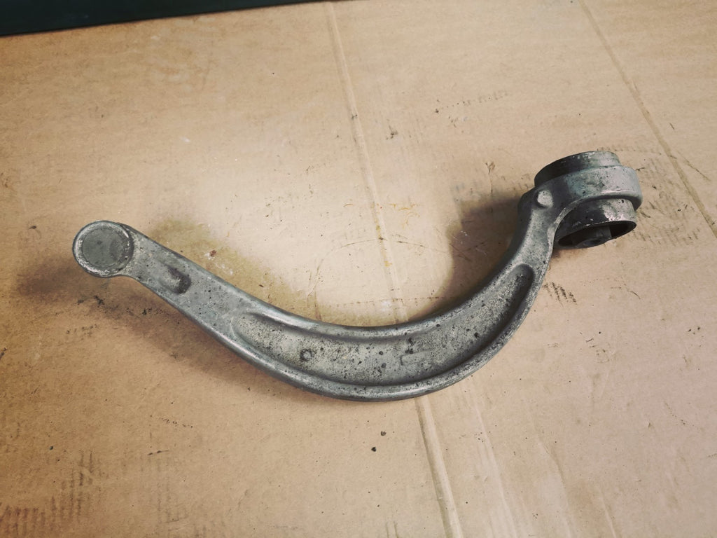 16-19 AUDI A4 B9 GENUINE OEM FRONT Right CURVED CONTROL ARM 8W0407694A