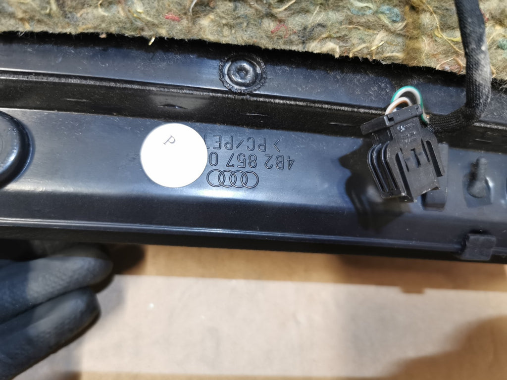 Audi A6 C5 Complete Glove Box Compartment Black 4B2857035