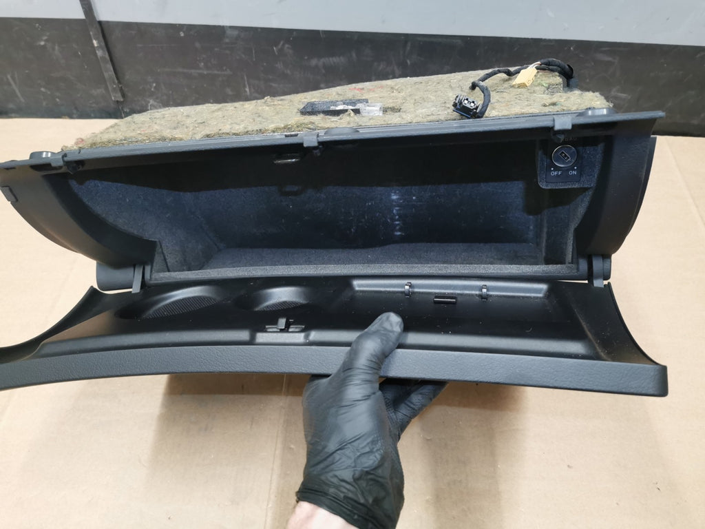 Audi A6 C5 Complete Glove Box Compartment Black 4B2857035
