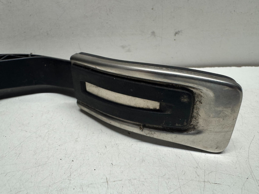 AUDI A4 S4 B9 ACCELERATOR THROTTLE PEDAL 8W1723523A