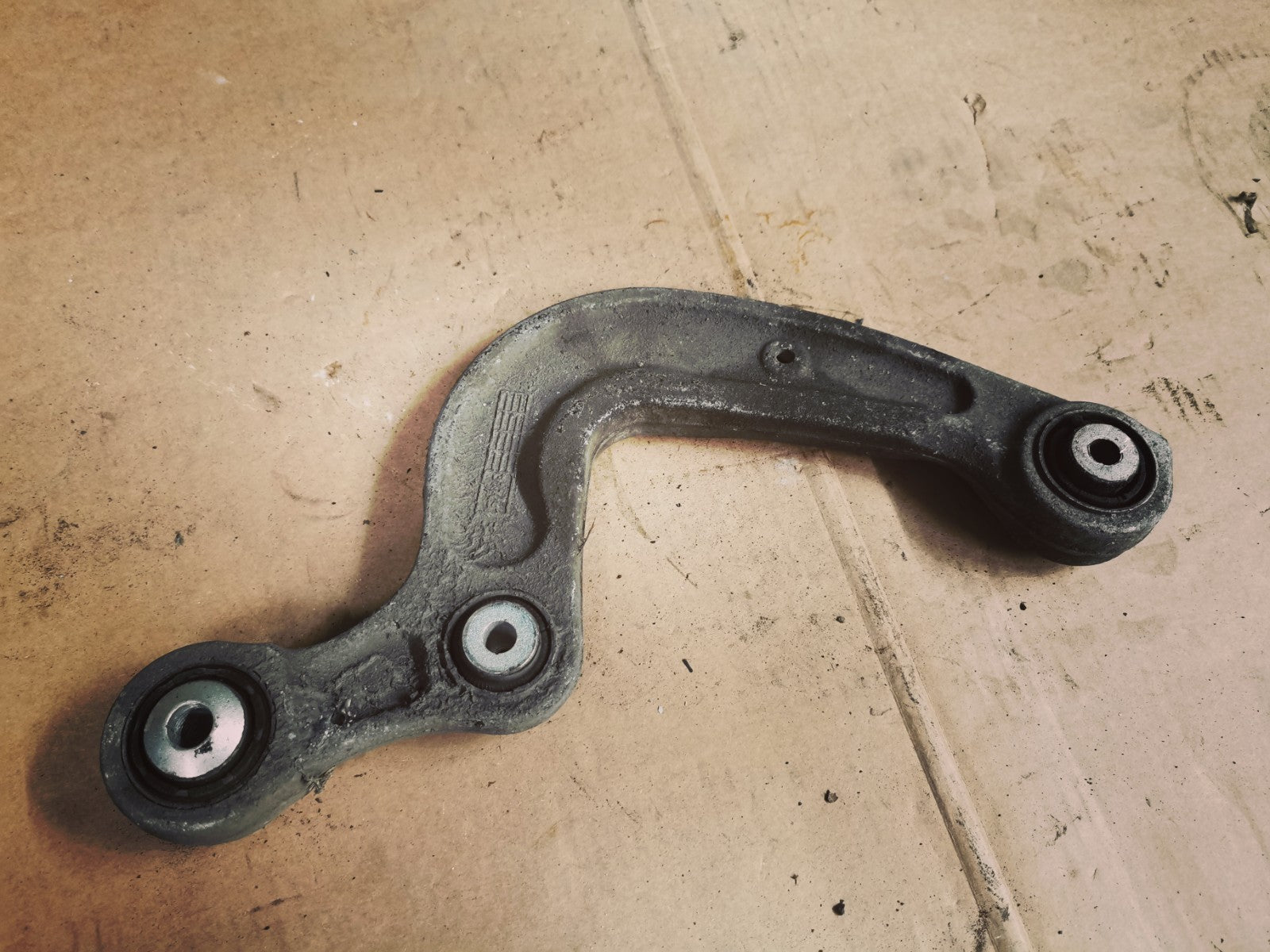 AUDI A4 S4 B9 8W 3.0 TFSI RIGHT Left REAR WISHBONE UPPER CONTROL ARM 8W0505361