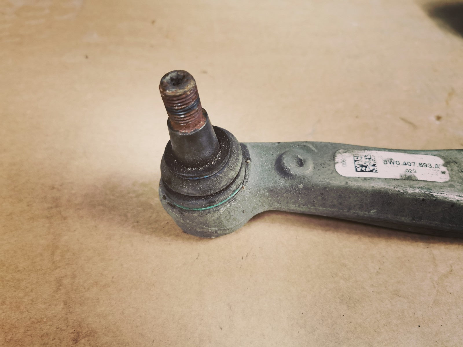 16-19 AUDI A4 B9 GENUINE OEM FRONT LEFT CURVED CONTROL ARM 8W0407693A