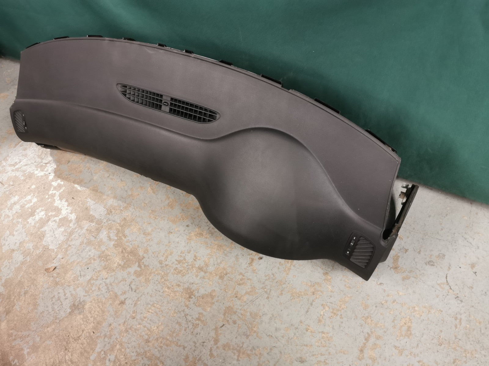 Complete Genuine Audi A6 S6 C5 1997 - 2005 Saloon Estate Black Dashboard
